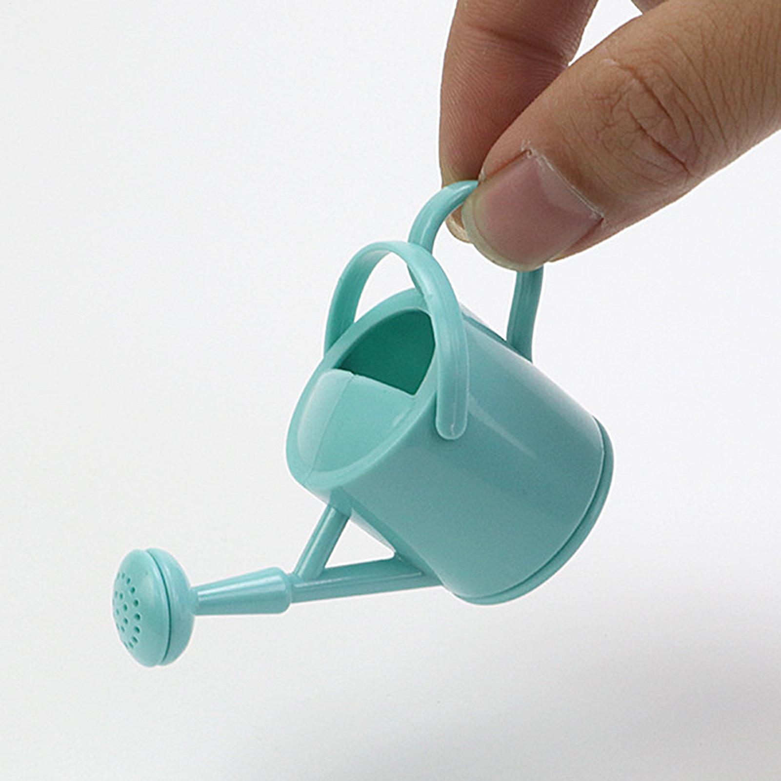 Piccolo annaffiatoio per bambi - Gardening Tools Box recensione e prezzo